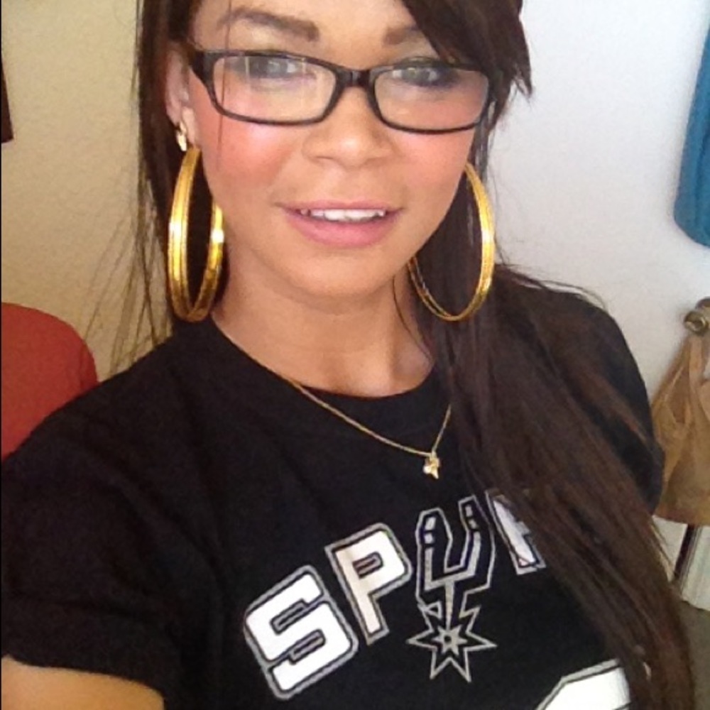 Meet your Posher, Chrys